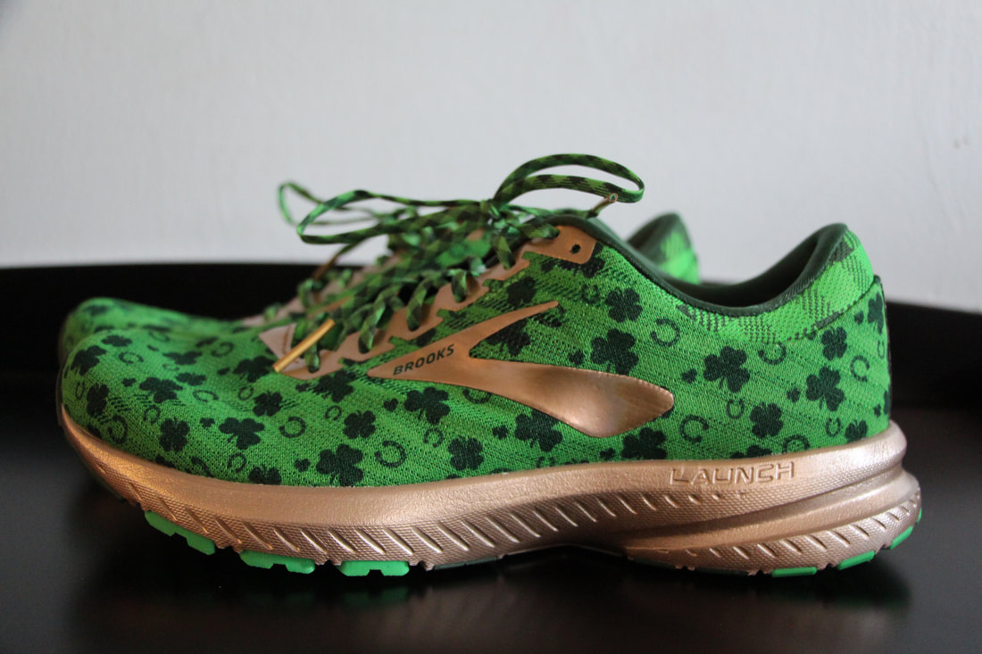 brooks st patty's day shoes